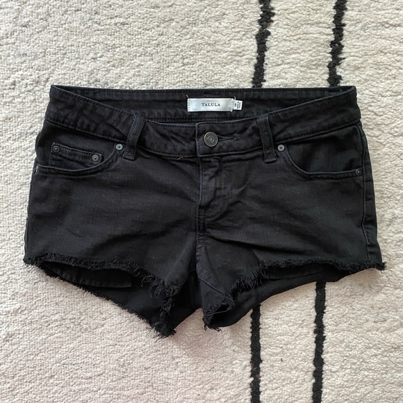 TALULA Black Mid Rise Cutoff Denim Shorts - Picture 2 of 8